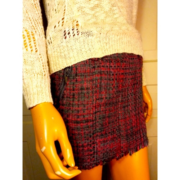 Guess Dresses & Skirts - Guess tweed skirt